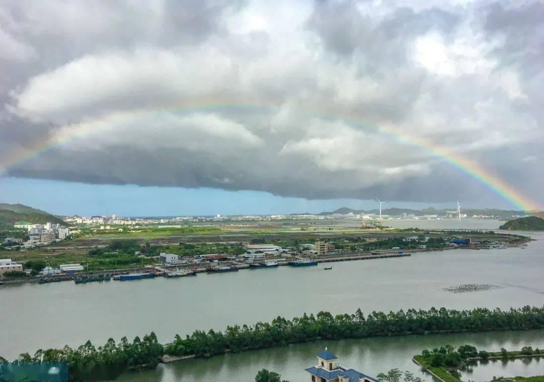 葫芦岛台风最新动态，风雨过后见彩虹